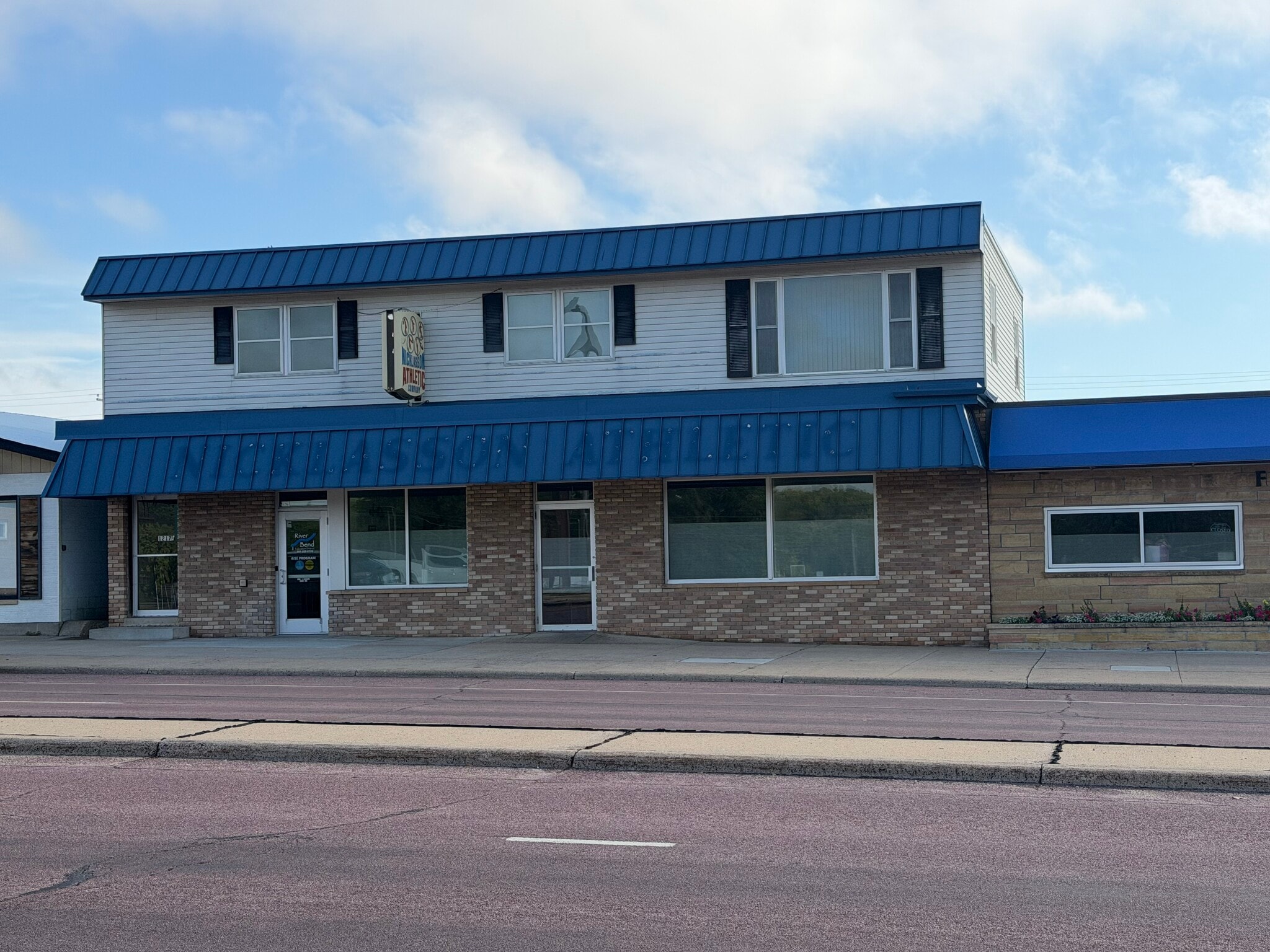 1217 S Broadway St, New Ulm, MN à vendre Photo principale– Image 1 sur 21