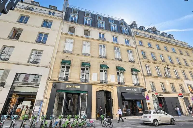 217 Rue Saint-Honoré, Paris à louer - Photo de l’immeuble – Image 2 sur 14