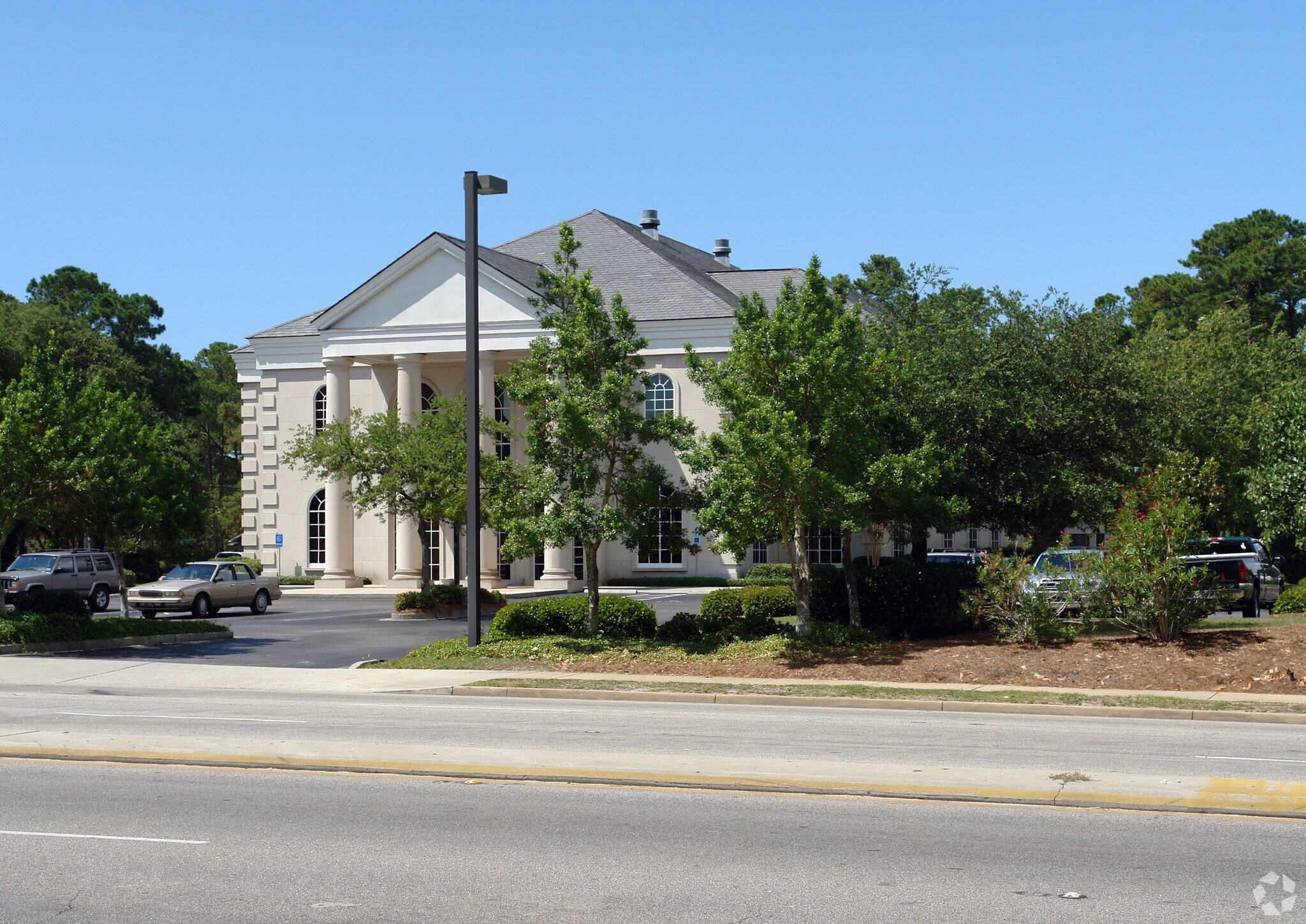 2003 Oak St, Myrtle Beach, SC à louer Photo principale– Image 1 sur 5