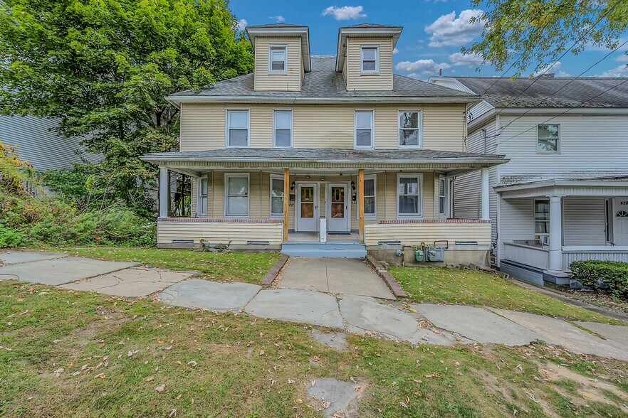 432 Taylor Ave, Scranton, PA à vendre - Photo principale – Image 1 sur 50