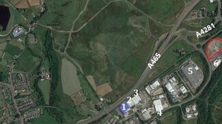 Plus de détails pour A4281, Tredegar - Terrain à louer