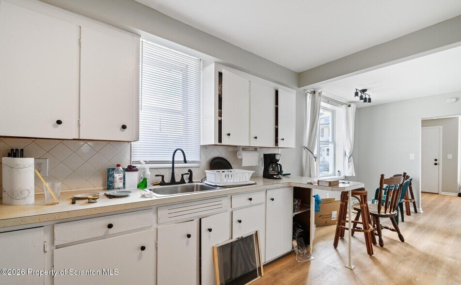 26 Bohac St, Kingston, PA à vendre - Photo de l’immeuble – Image 3 sur 8