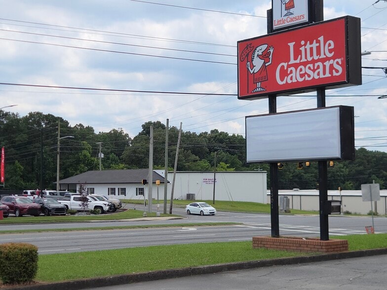604 Sheridan Ave, Dalton, GA à louer - Photo de l’immeuble – Image 2 sur 29