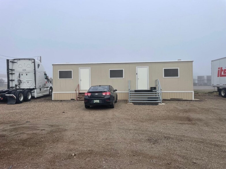 11919 Sara Rd, Laredo, TX à louer - Photo principale – Image 1 sur 8