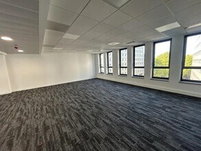 35-37 Rue Louis Guérin, Villeurbanne à louer Photo intérieure– Image 2 sur 2