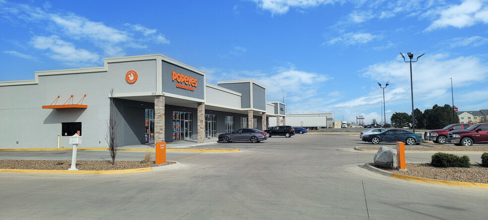 213 W 43rd St, Hays, KS à louer - Photo principale – Image 1 sur 3