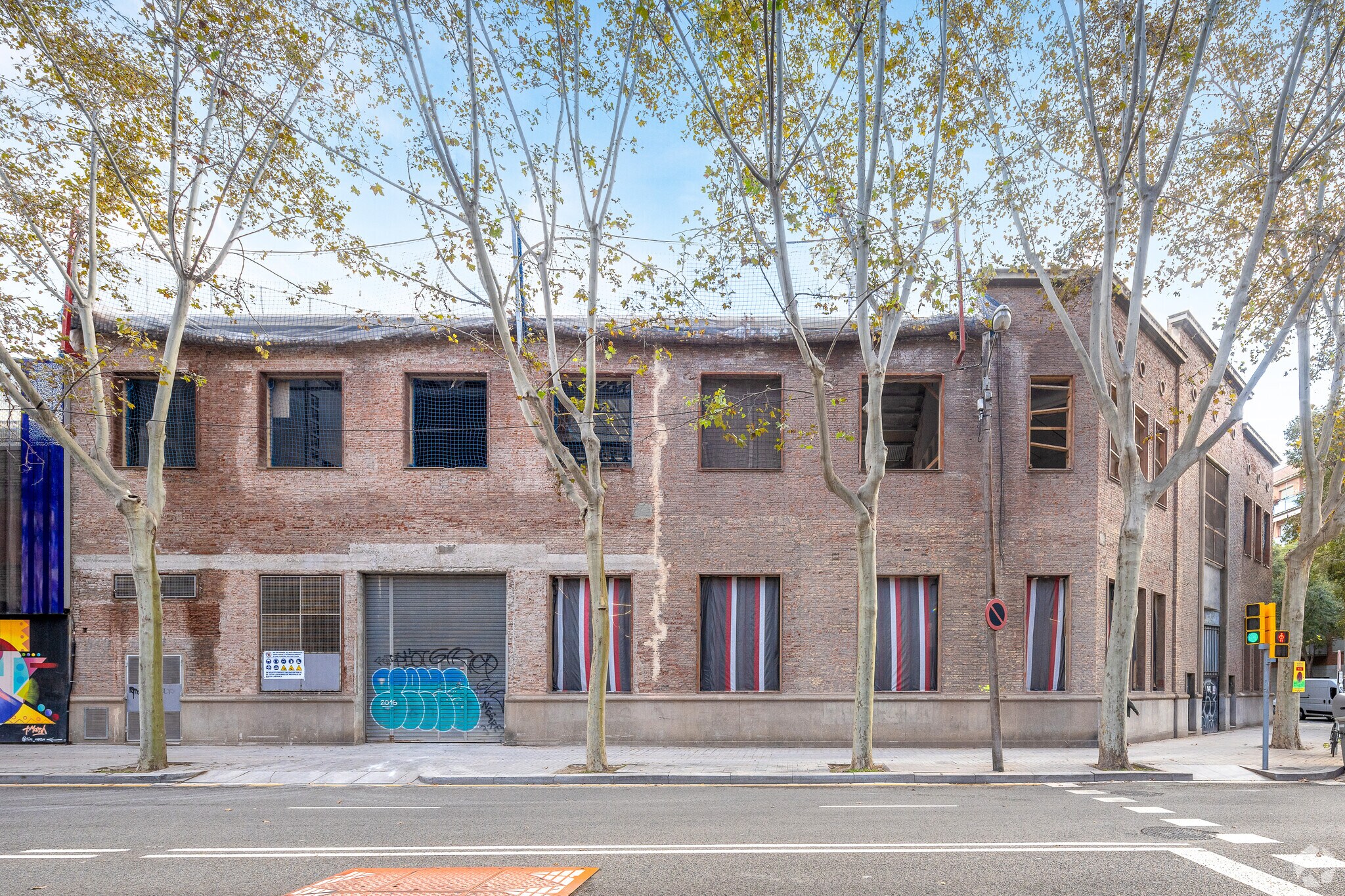 Carrer del Perú, 62-66, Barcelone, Barcelona à louer Photo de l’immeuble– Image 1 sur 17