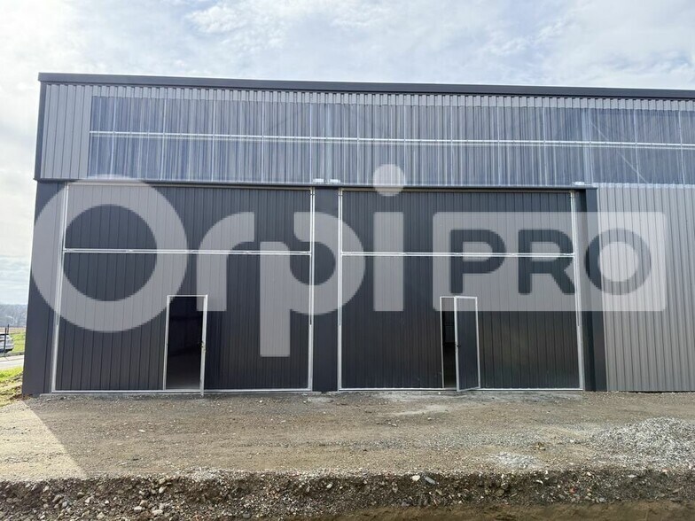 Industriel/Logistique dans Saubrigues à louer - Photo de l’immeuble – Image 3 sur 3