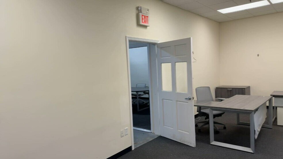 1-37 Rockland Park Ave, Tappan, NY à louer - Vidéo sur l’annonce professionnelle – Image 3 sur 9