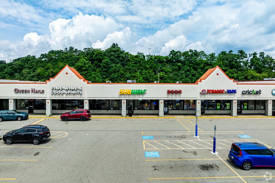 1300-1800 Hoffman Blvd, West Mifflin, PA à louer - Photo de l’immeuble – Image 3 sur 10
