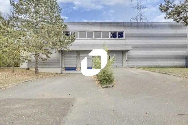 Plus de détails pour Bureau, Industriel/Logistique à louer