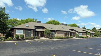 Plus de détails pour 370 White Spruce Blvd, Rochester, NY - Bureau à vendre