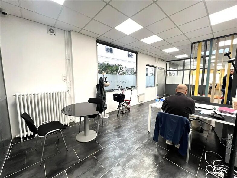 Bureau dans Paris à louer - Photo de l’immeuble – Image 3 sur 8