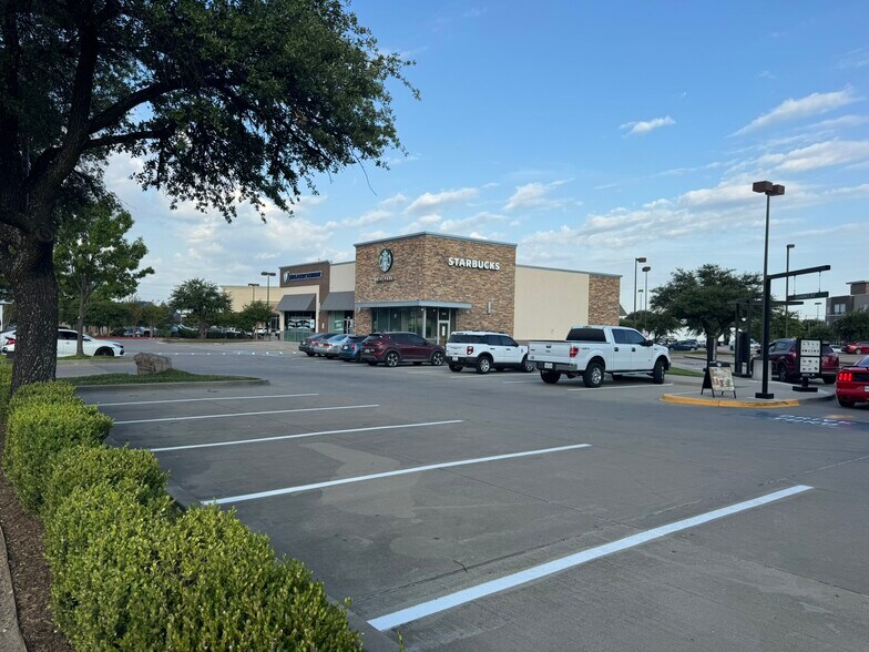 1101 W Centerville Rd, Garland, TX à vendre - Photo de l’immeuble – Image 3 sur 6