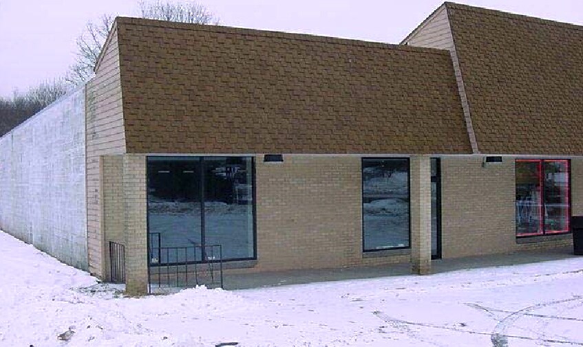 855 Forest Rd, Northford, CT à louer - Photo de l’immeuble – Image 2 sur 3