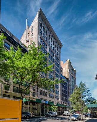 Plus de détails pour 140 W 22nd St, New York, NY - Logement à vendre