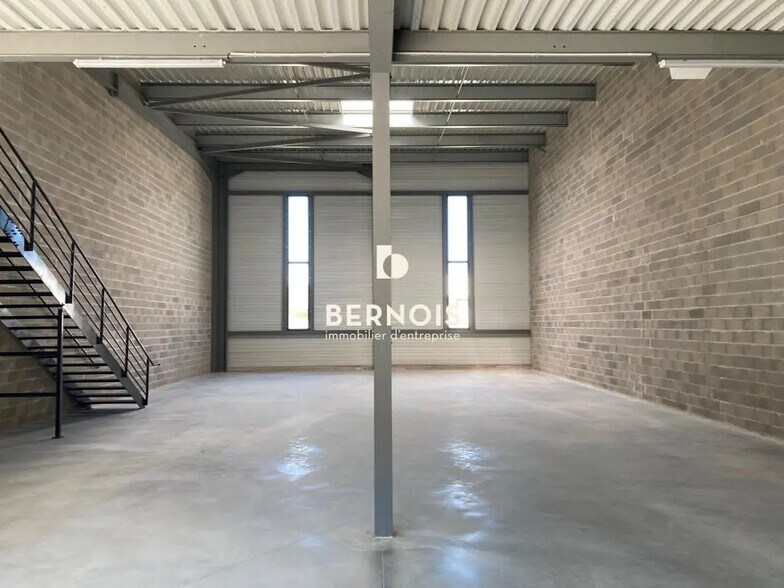 274 Avenue De Bruxelles, La Seyne-sur-Mer à louer - Photo intérieure – Image 3 sur 7