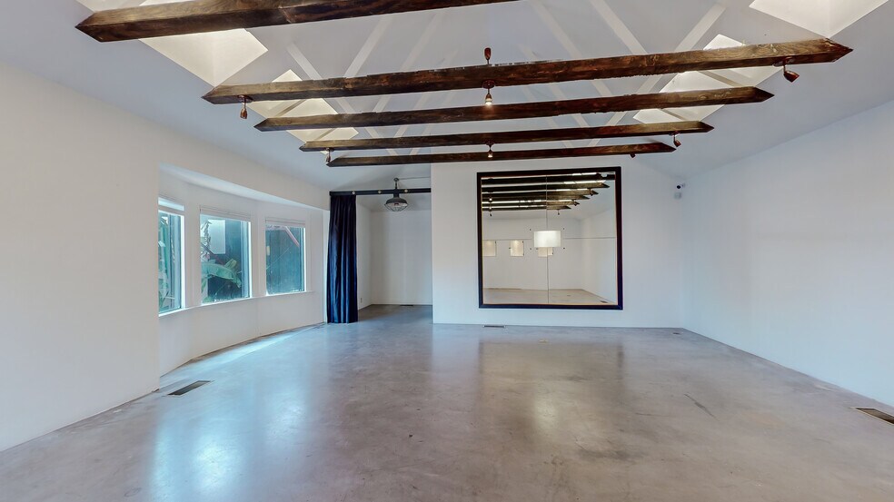 2222 Main St, Santa Monica, CA à louer - Photo de l’immeuble – Image 3 sur 30