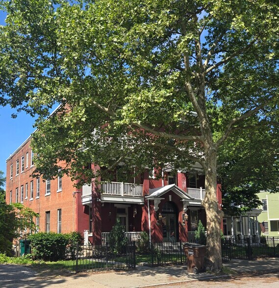 3825 Eastern Ave, Cincinnati, OH à vendre - Photo de l’immeuble – Image 2 sur 18