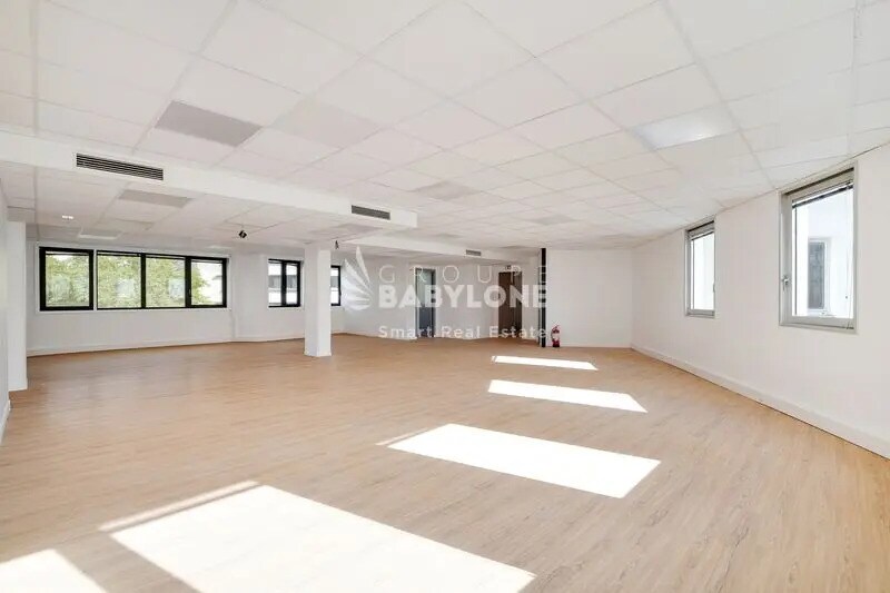 Bureau dans Malakoff à vendre - Photo de l’immeuble – Image 1 sur 7