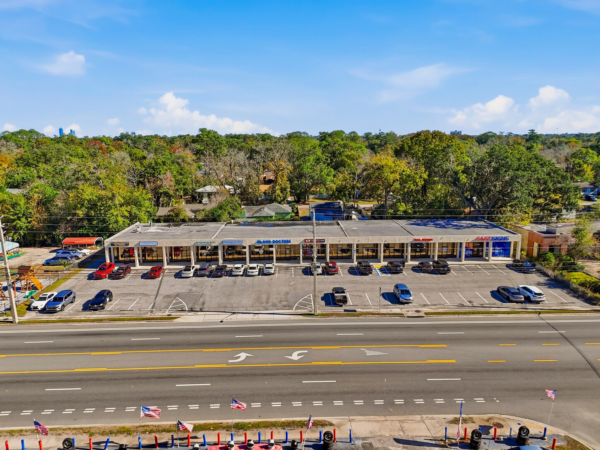 1365-1389 Cassat Ave, Jacksonville, FL à louer Photo principale– Image 1 sur 19