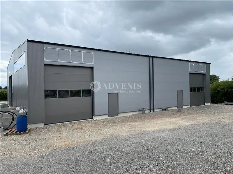 Local d’activités dans La Milesse à louer Photo de l’immeuble– Image 1 sur 4