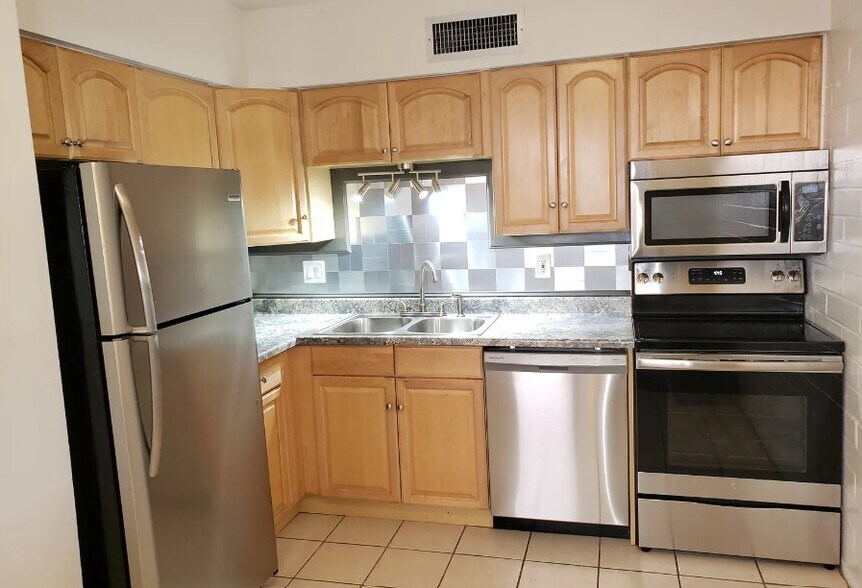3232 N Tucson Blvd, Tucson, AZ à vendre - Photo de l’immeuble – Image 2 sur 19