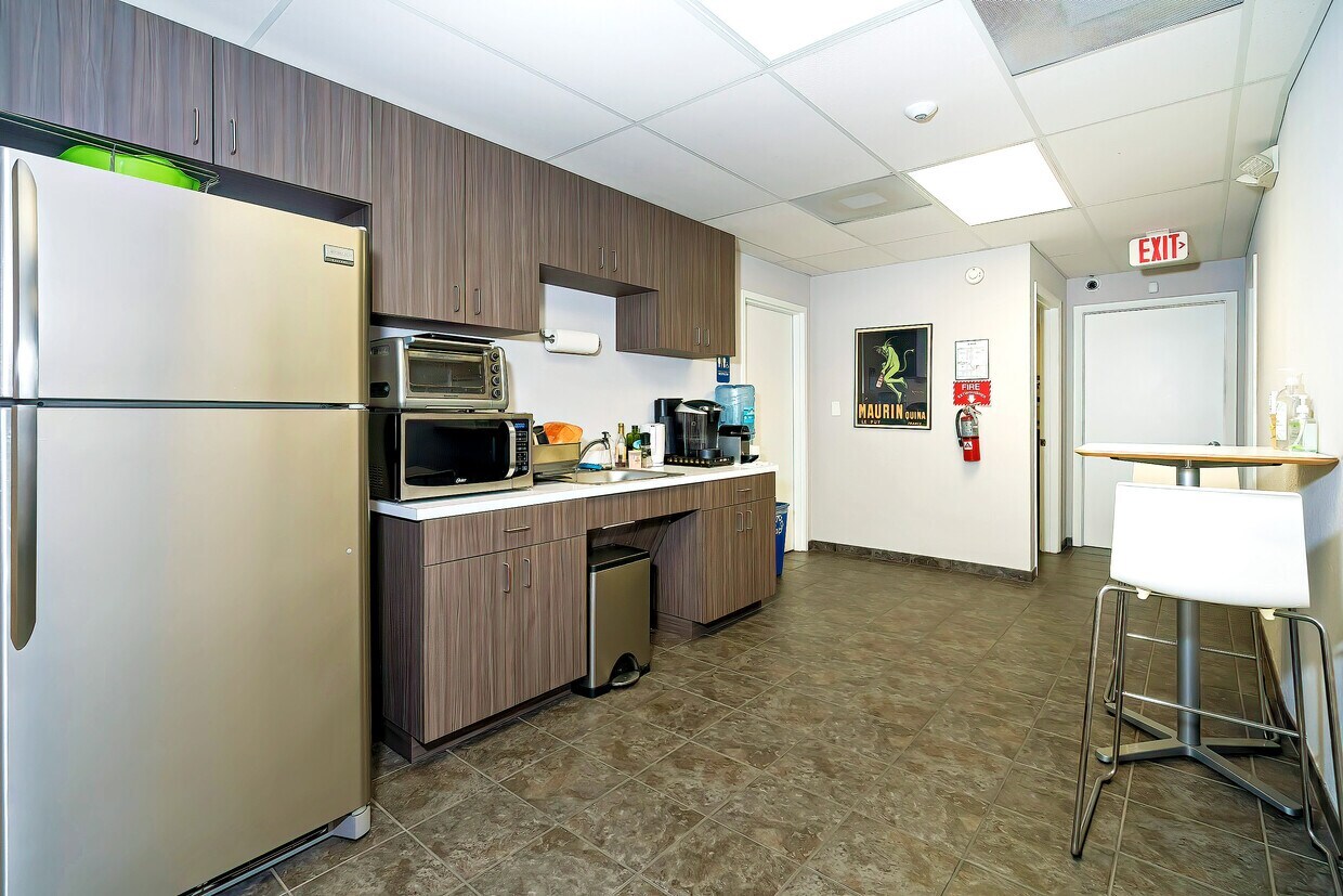 5801-5821 N Andrews Way, Fort Lauderdale, FL à louer Photo intérieure– Image 1 sur 5