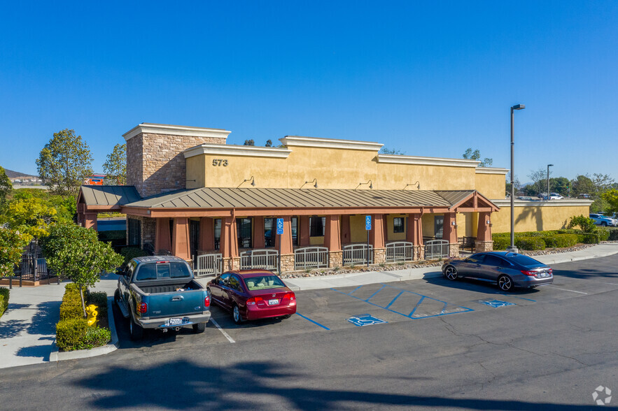 555-595 Grand Ave, San Marcos, CA à louer - Photo de l’immeuble – Image 1 sur 29