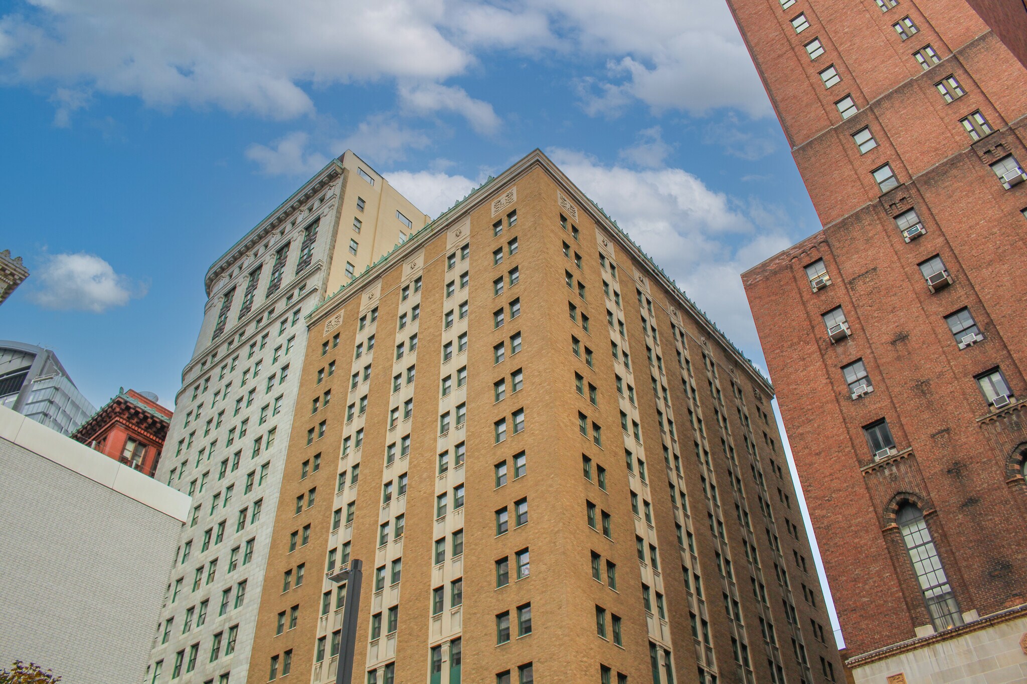 304 Wood St, Pittsburgh, PA à louer Photo de l’immeuble– Image 1 sur 13