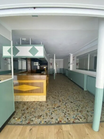 View Photo