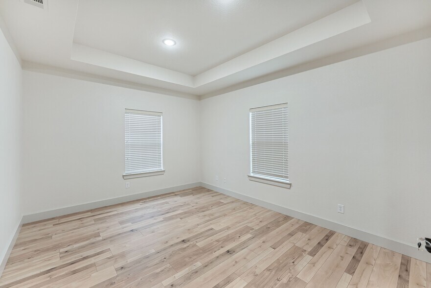 8201 Mid Cities Blvd, North Richland Hills, TX à vendre - Photo de l’immeuble – Image 2 sur 9