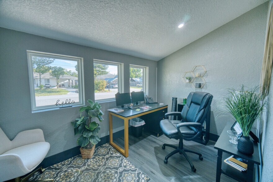 141-143 Avenue E SW, Winter Haven, FL à vendre - Photo de l’immeuble – Image 2 sur 9