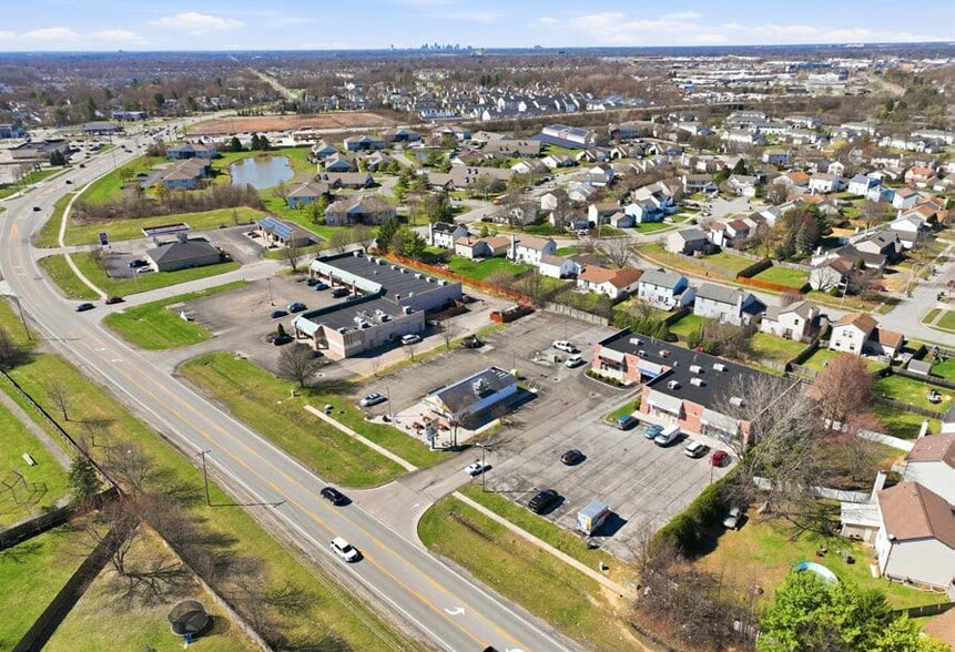 6820 Refugee Rd, Canal Winchester, OH à vendre - Aérien – Image 1 sur 1