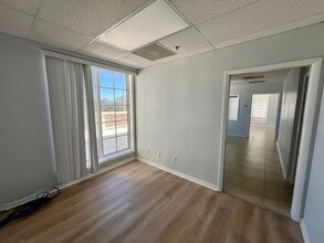 7000 SE Federal Hwy, Stuart, FL à louer Photo intérieure– Image 1 sur 6