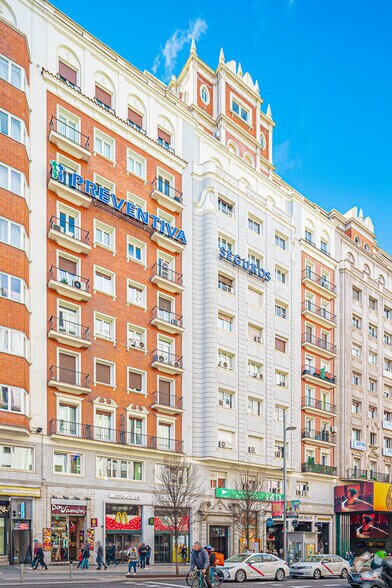 Calle Gran Vía, 55, Madrid, Madrid à louer - Photo de l’immeuble – Image 2 sur 2