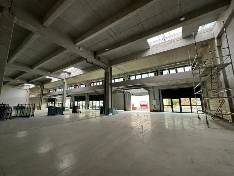 Industriel/Logistique dans Bobigny à louer Photo intérieure– Image 1 sur 11