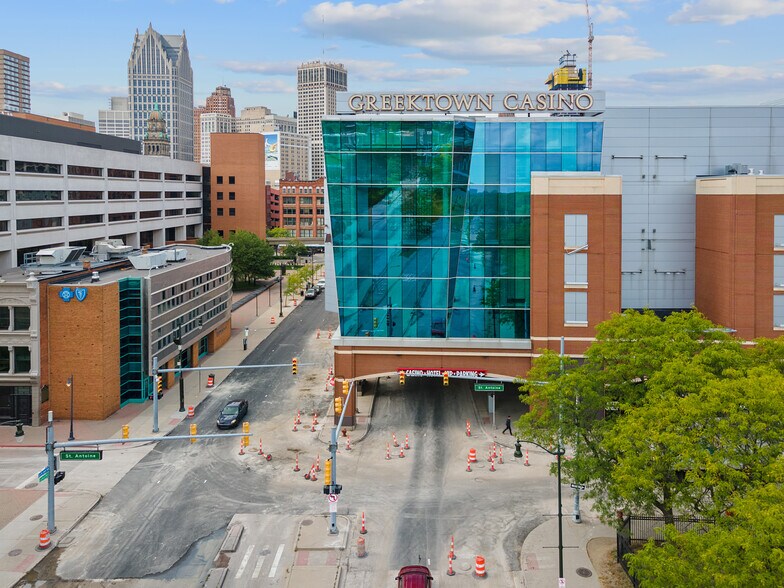 546-570 Monroe St, Detroit, MI à louer - Photo de l’immeuble – Image 2 sur 7