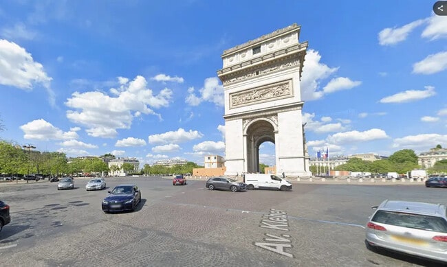 Plus de détails pour Local commercial à louer