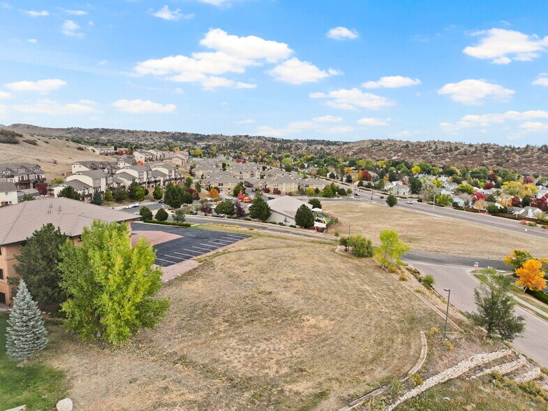 2125 Chuckwagon Rd, Colorado Springs, CO à vendre - Photo de l’immeuble – Image 2 sur 2