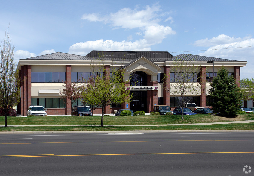 2695 W Eisenhower Blvd, Loveland, CO à louer - Photo de l’immeuble – Image 2 sur 3