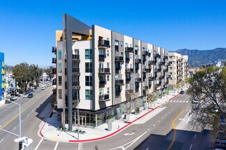 Plus de détails pour 3900 San Fernando Rd, Glendale, CA - Local commercial à louer