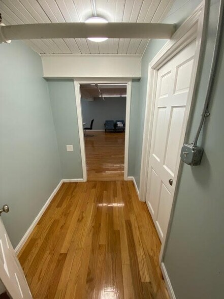 100 Felton St, Waltham, MA à louer - Photo de l’immeuble – Image 2 sur 32