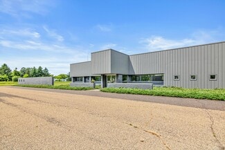 Plus de détails pour 803 Prospect Ave, Osceola, WI - Industriel/Logistique à vendre