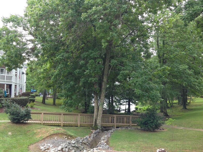 View Photo