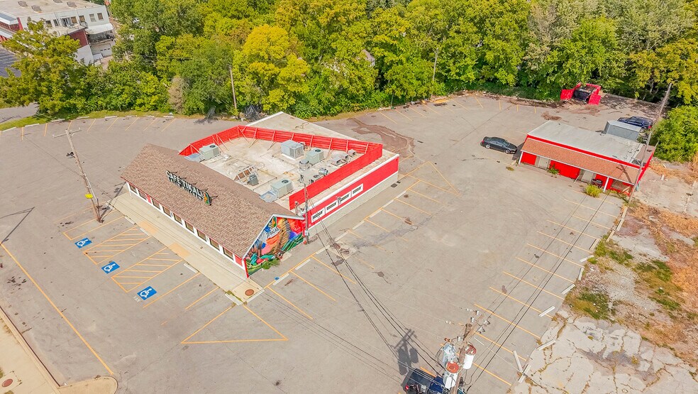 4960 State Ave, Kansas City, KS à vendre - Photo de l’immeuble – Image 3 sur 17