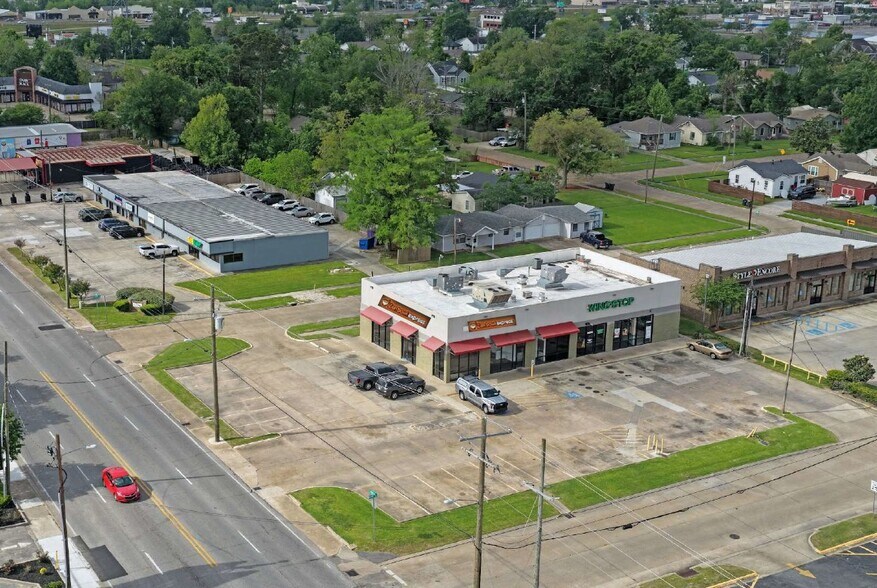 2950 Ryan St, Lake Charles, LA à vendre - Photo de l’immeuble – Image 2 sur 4