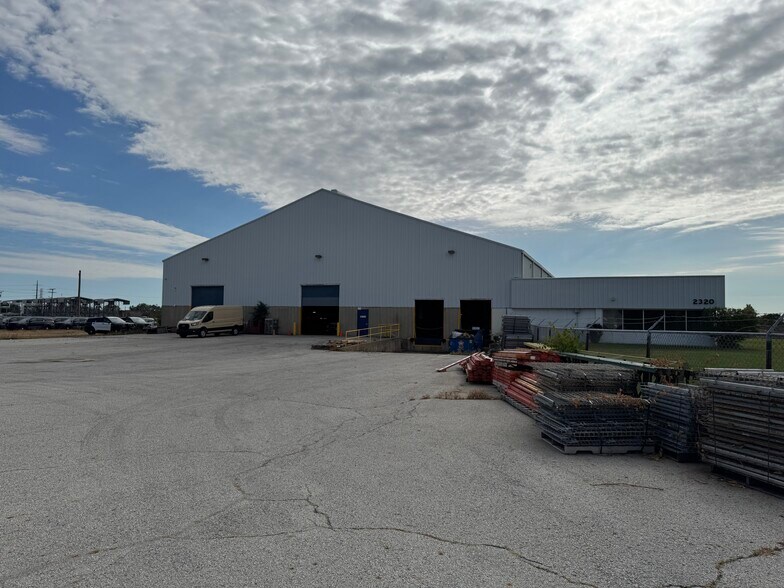 2320 Michigan St, Hammond, IN à louer - Photo de l’immeuble – Image 3 sur 7