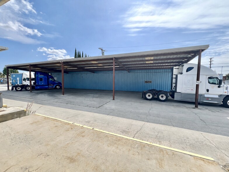 6544 Cherry Ave, Long Beach, CA à vendre - Photo de l’immeuble – Image 3 sur 8