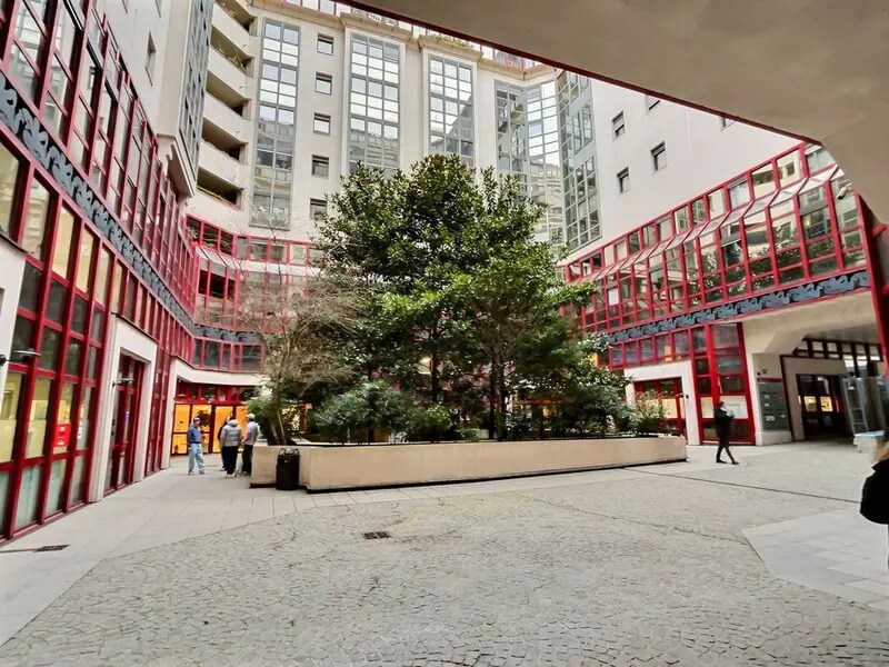 16-24 Rue Cabanis, Paris à louer Photo de l’immeuble– Image 1 sur 2